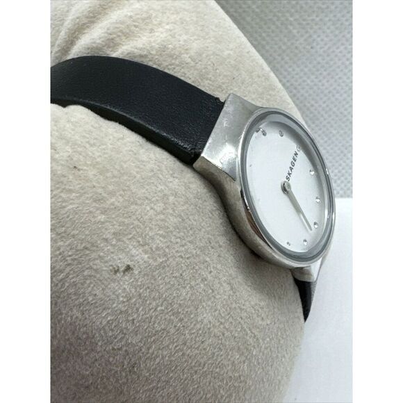 Skagen Freja SKW2668 Women\'s Black Leather Analog Dial Quartz Wrist Watch AEA367 main image 11